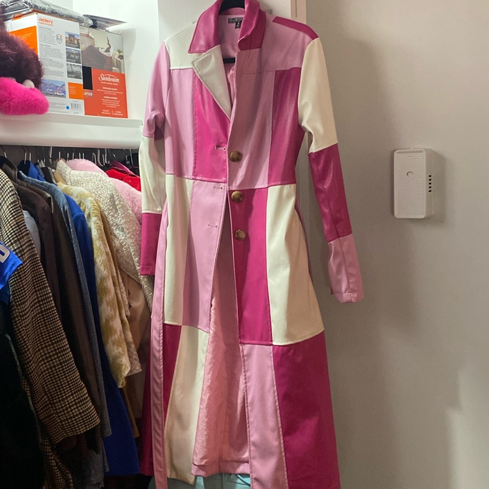 Pink ColorBlock TrenchCoat City Slicker